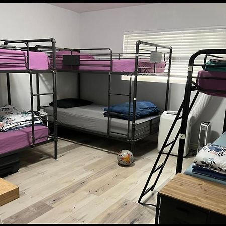 Great West La Ucla Santa Monica Hostel Los Angeles Exterior photo