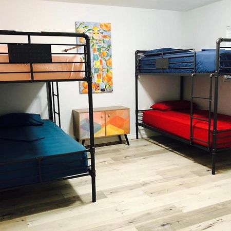 Great West La Ucla Santa Monica Hostel Los Angeles Exterior photo